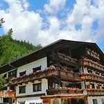 Haus Waldesruh Appartement *