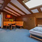 Haus Waldesruh 公寓