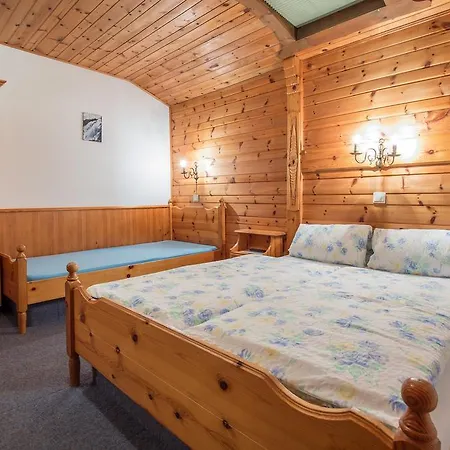 Haus Waldesruh * ノイシュティフト・イム・シュトゥーバイタール