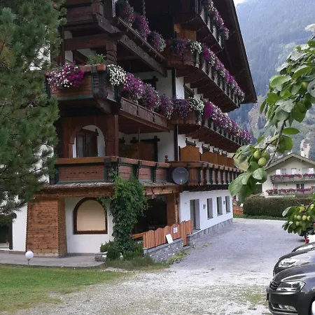 Haus Waldesruh Нойштифт-им-Штубайталь