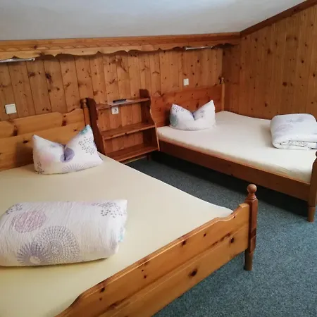 Haus Waldesruh アパート