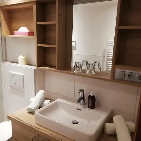 Haus Waldesruh דירה ניוסטיפט אים סטובאיטל